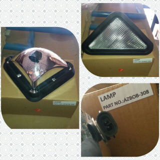 [L0081R-LH] L0081R-LH- BOBCT TRIANGLE LH HEAD LAMP WHITE