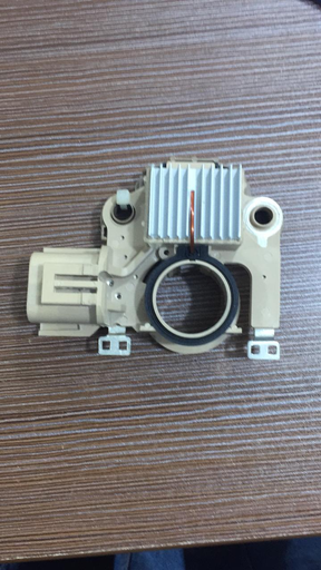 [YR1440L] YR1440L - MITS DC W/O RESEST. 12V S-L FC-LG S/HOLE REGULATOR